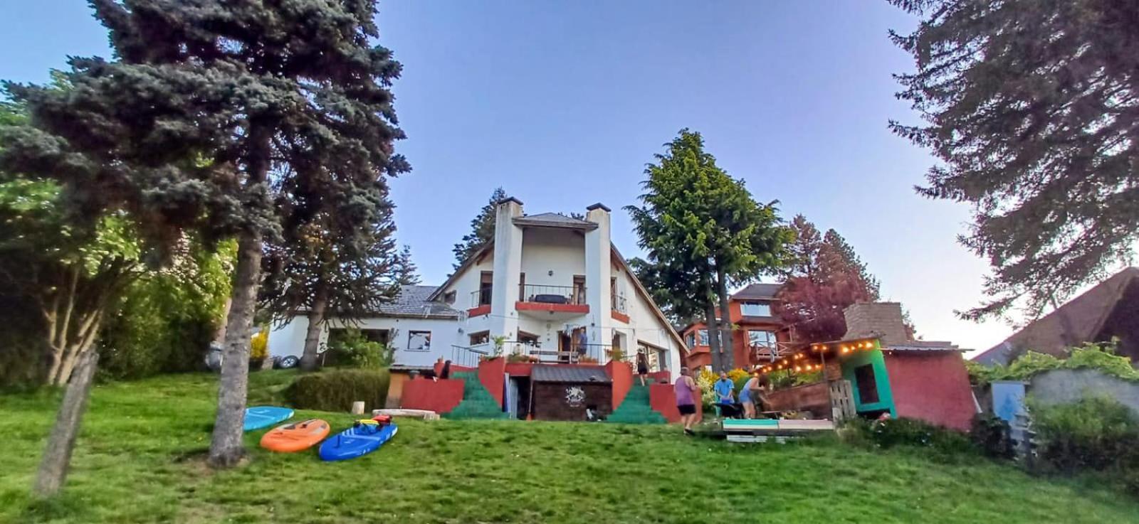 La Casona Hostel San Carlos de Bariloche Exterior photo